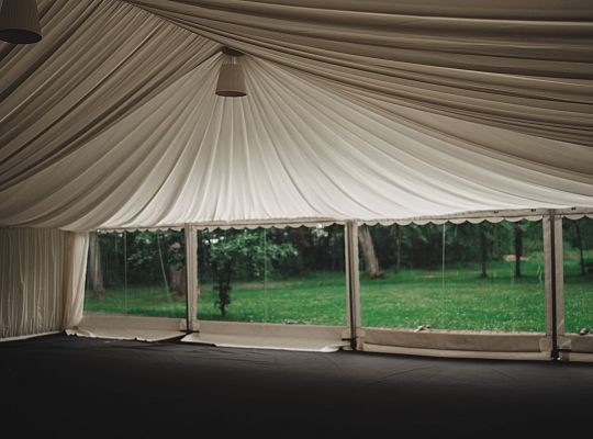 Building and surroundings